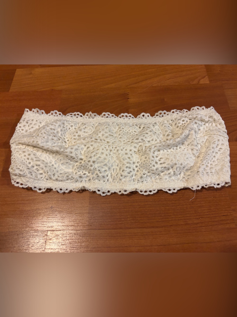 Women’s Crochet Lace Bandeau Bralette in Cream